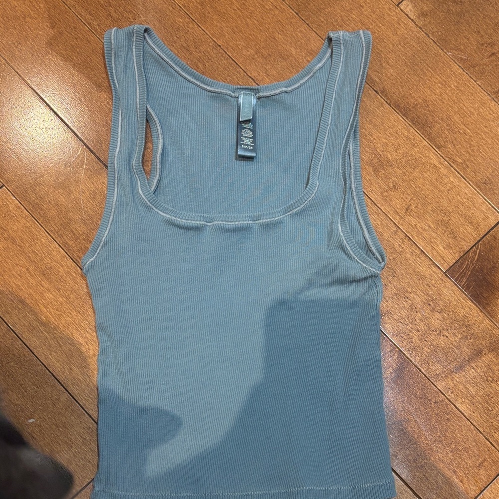 SKIMS tank top